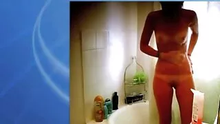 அழகான பெண் xnxx வீடியோ மலையாளம் சேவல் தனது மார்பகங்கள் குலுக்கி