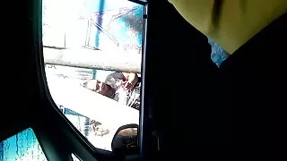மெலிதான அழகு சவாரி ஒரு Rimi டாமியின் செக்ஸ் பையனின் துடிக்கும் சேவல்