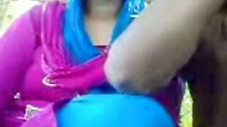 ஒரு ஜூசி கூச்சியில் கவர்ச்சி படம் மலையாளம் பெரிய சேவல் காதலன் குத்து
